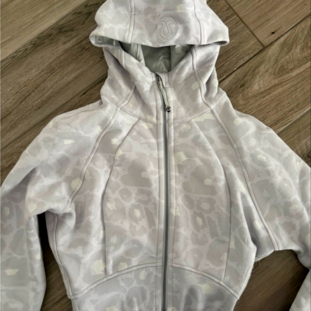 Spray Leopard Full Zip Crop Scuba Hoodie